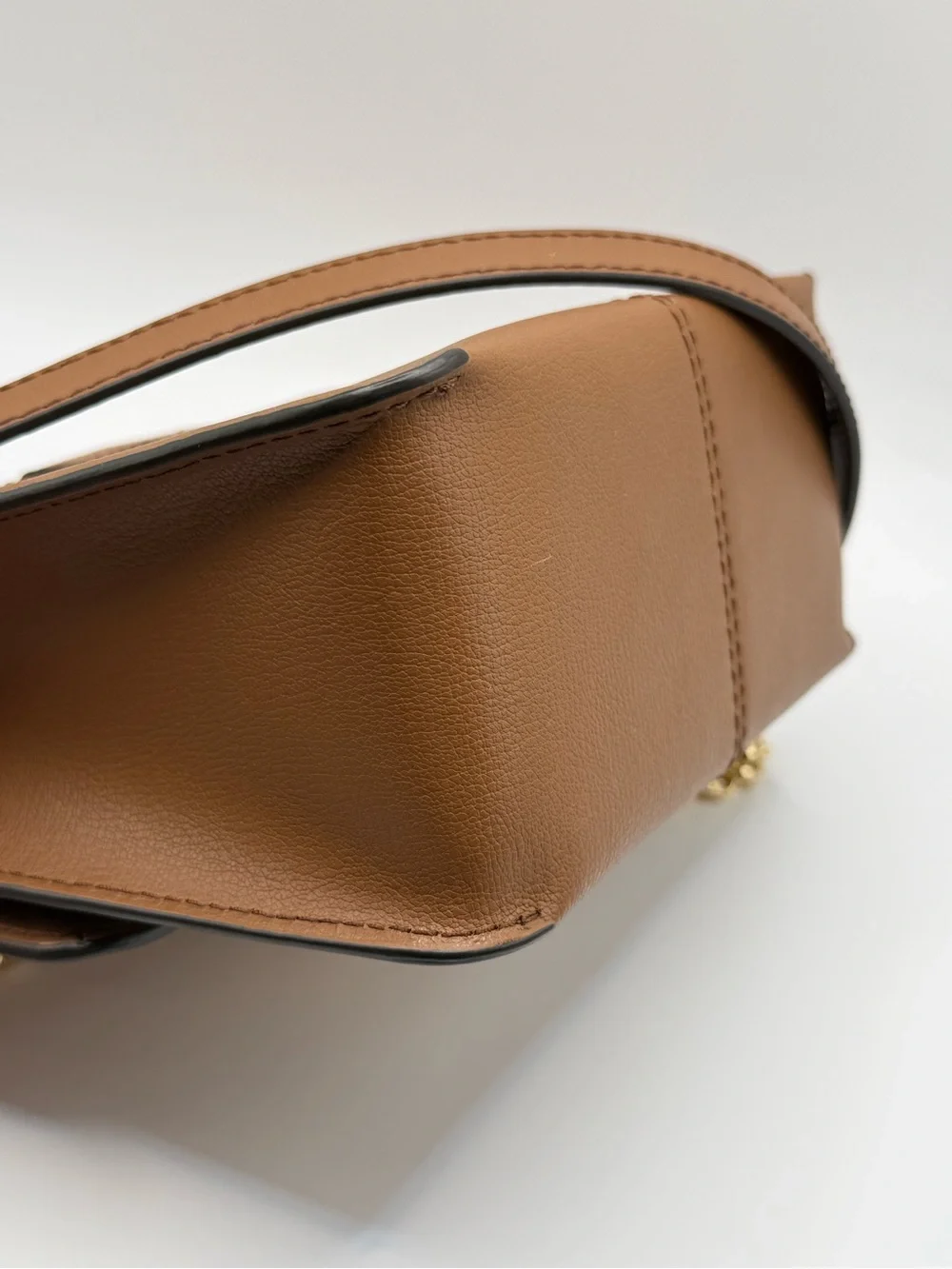Michael Kors Tan Leather Crossbody with Gold MK Magnetic Lock Pre-Owned